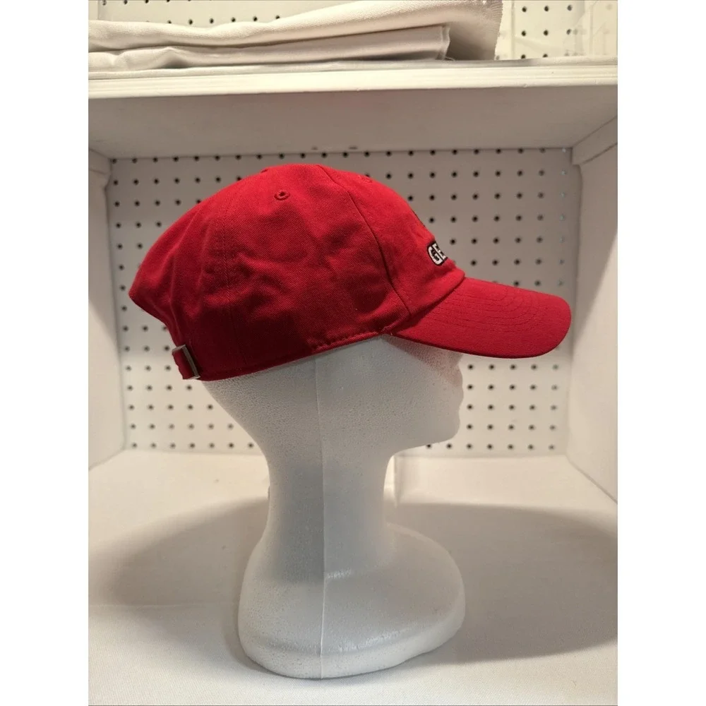 George Bulldog Fan Favorite Authentic College Product In Program Ball Cap Red